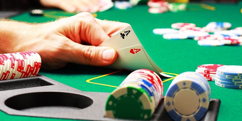 Ván bài Poker cơ bản 