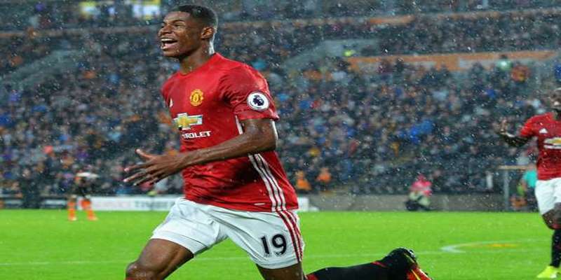 Rashford hồi sinh với thành tích tốt nhất sự nghiệp
